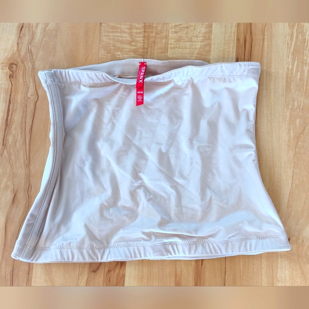 Spanx Medium Support Waist Clincher Medium